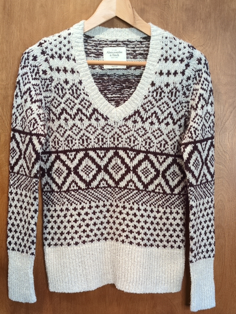 Abercrombie & Fitch Cream and Brown Fair Isle V-Neck Sweater Size XS